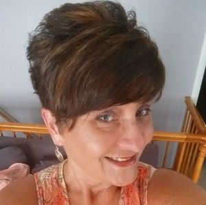 Meet your Posher, Nadene